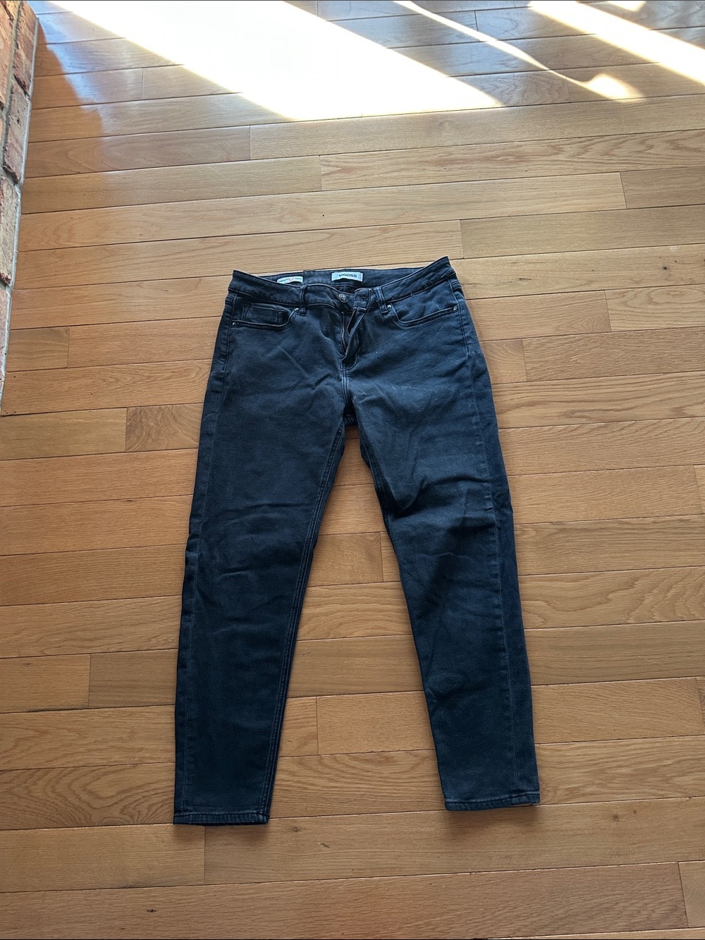 Vigoss Women's Skinny Jeans in Black